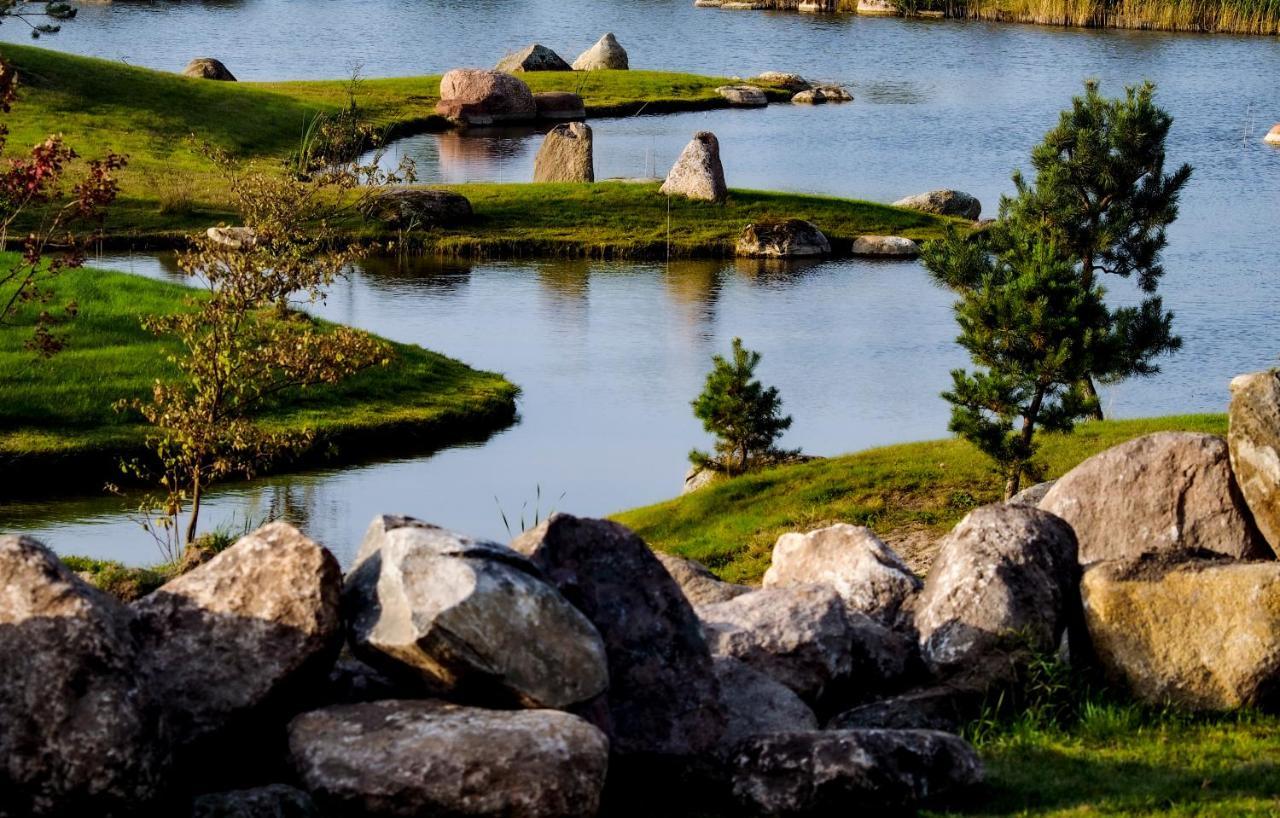 Japoniskas Sodas Medomiskiai Buitenkant foto