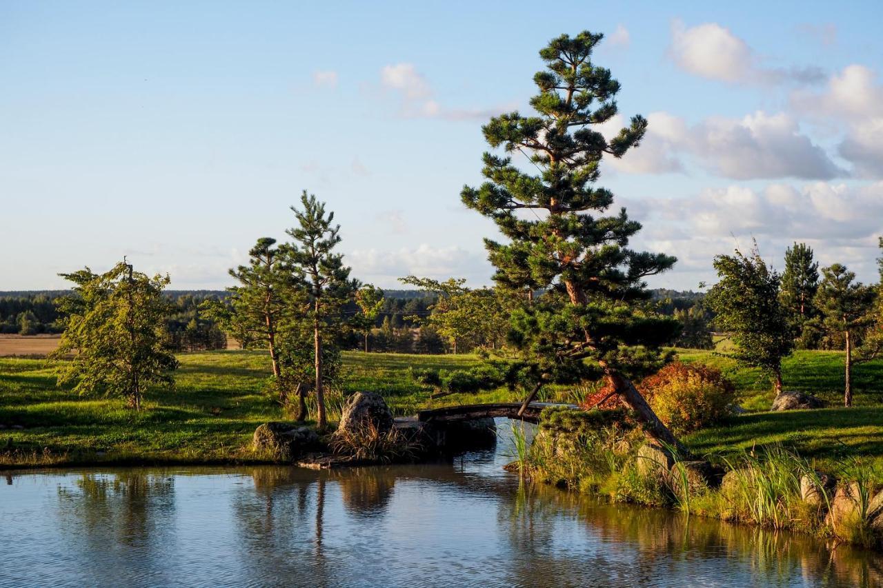 Japoniskas Sodas Medomiskiai Buitenkant foto